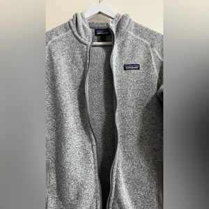 Medium Patagonia “Grey Better Sweater” Full Size zipper with zipper pockets.